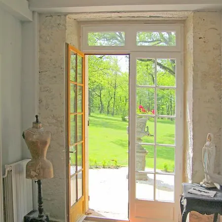Holiday home Petit Saussignac *